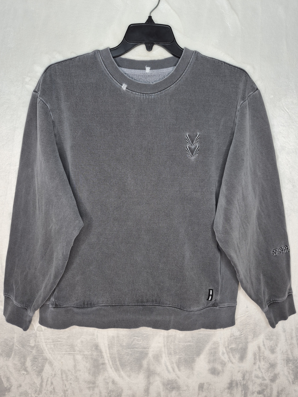 ASRV Factory Distressed Crewneck Sweatshirt Gray Mens Medium